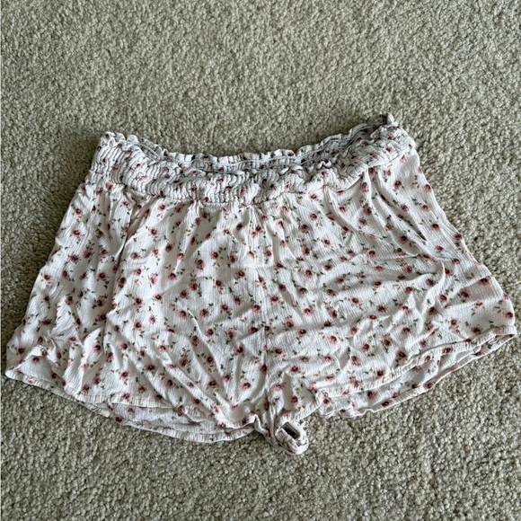 Urban outfitters out from under Lilly lounge Shirred ruffle micro shorts small - Picture 1 of 13